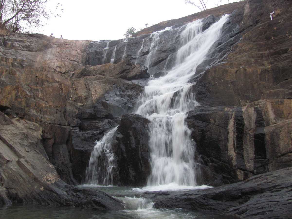 Bamniya Kund Waterfall